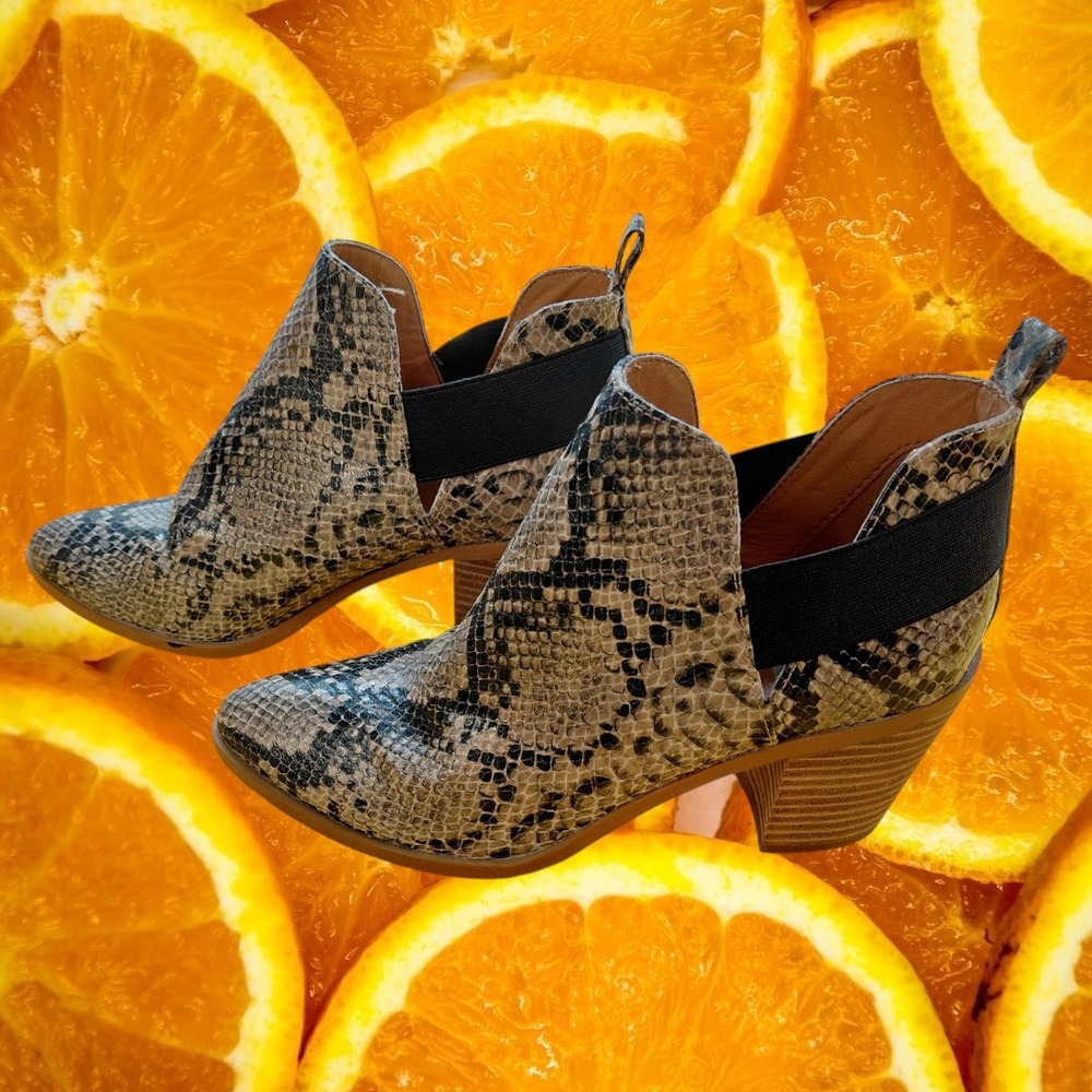 DV Dolce Vita Fig Snakeskin Ankle Boots Gray Tan Pointed Toe Block Heel 7.5